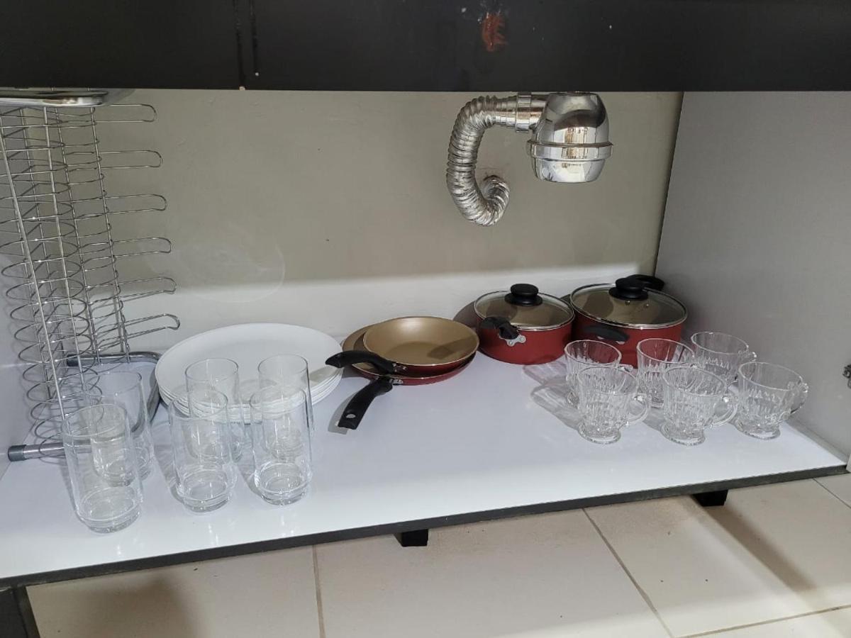 Sobrado 6 amplo e confortável em condomínio Corumbá Esterno foto